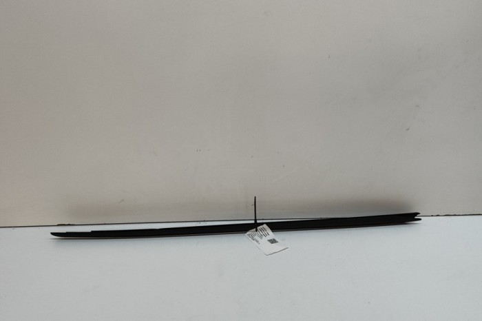 Ornament vertical parbriz dreapta VW ID.4 E21 2023 OEM: 11A854328 | 31533091