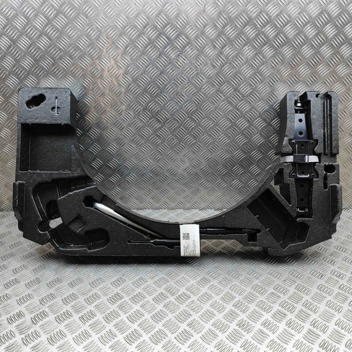 Cric VW T-ROC A11 2022 OEM: 5Q0011031E,4D0012219A,8K0805615A,2GA012115D