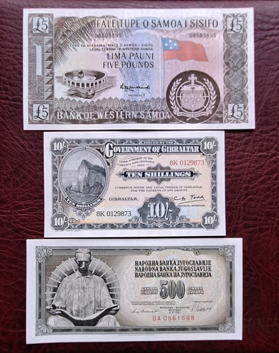 Lot 3 bancnote straine UNC