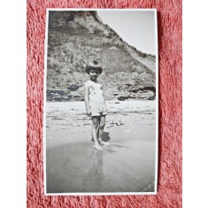 Fotografie, Geo (dr. Litarczek, parintele radiologiei romanesti) la Techirghiol, 1929