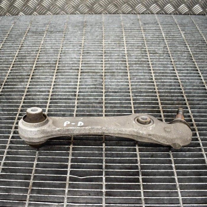 Braț drept dreapta față BMW 5 F10 2010 OEM: DEEN6082T6 3501962