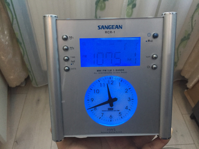 RADIO SANGEAN RCR-1 HWS 3 BANDS MW/FM/LW CLOCK RADIO.CITITI MAI INTAI DESCRIEREA