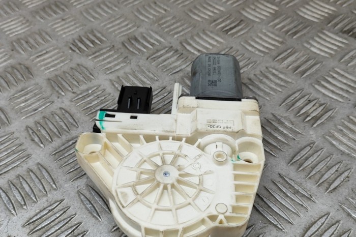 Motor macara geam ușă dreapta față TESLA MODEL Y 2021 OEM: G03483-100,1526796-00-E 22595597