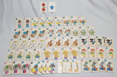Jucarie veche de colectie Joc de carti Romanesc cu animale - IPBT - anii 1980 foto
