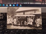 Țărani rom&acirc;ni &icirc;n haine de sărbătoare, la biserică, Civilizație populară 1917 205, Necirculata, Fotografie