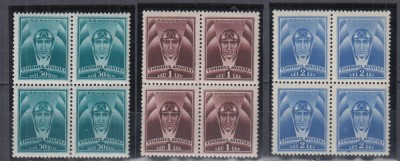 ROMANIA 1932 TIMBRUL AVIATIEI PILOT BLOCURI DE 4 TIMBRE MNH foto