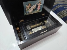 Cutie vintage muzicala elvetiana Mermod Freres 1888 foto