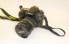 Nikon D7100 cu doua obiective foto