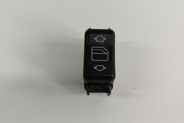 Buton geam ușă st&acirc;nga spate MERCEDES-BENZ S Coupe C140 1995 OEM: 1408212851,03809750 29846464