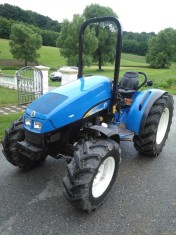 Tractor New Holland TCE55