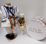 Cumpara ieftin Set Botez Traditional Raul 14 - 3 piese Botez Traditional : costumas, lumanare si cufar, Ie Traditionala