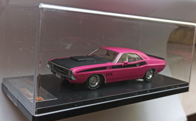 Macheta Dodge Challenger T/A 1970 - PremiumX 1/43 foto