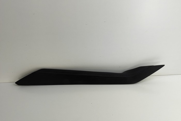 Ornament consola centrală MAZDA CX-30 DM 2023 OEM: DFS4-64-48XB,DFS4-64-48XB-02,DFR5-64-924 29831664
