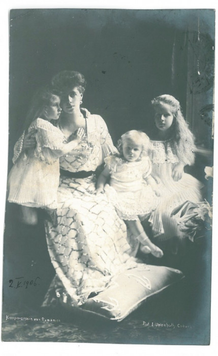 4582 - Regina MARIA, Queen MARY, &amp; Children, Regale - old postcard - used 1906