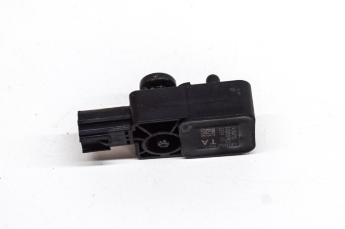 Senzor de impact dreapta față CHEVROLET CAMARO 2010 OEM: 13502341,343149712 18339801
