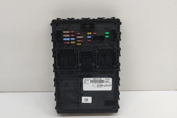 Modul panou de siguranțe FORD PUMA J2K, CF7 2022 OEM: LU5T-15604-BJAE,F005V03568 28452197