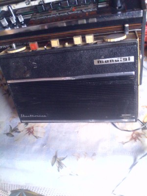 Mecanism de la un Radio Neptun 1 Electronica foto