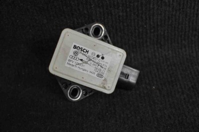 Senzor de accelerație AUDI A4 8K2, B8 2011 OEM: 8K0907637C,0265005738 | 1503345 foto
