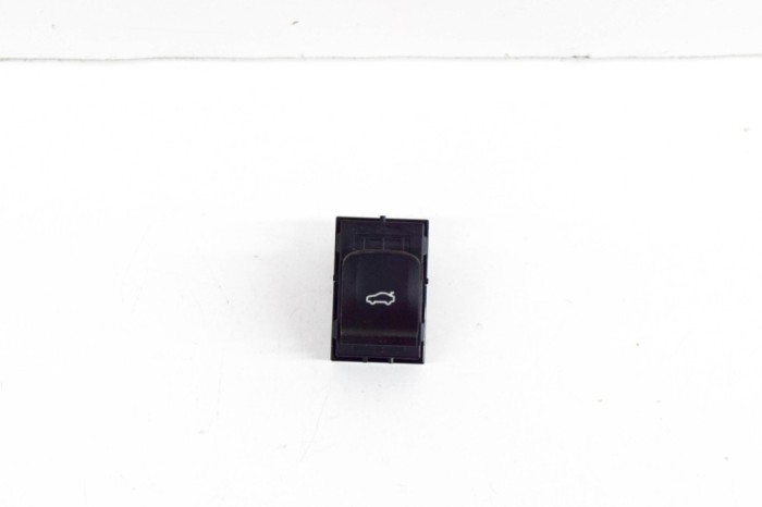 Comutator deschidere haion BMW X3 G01, F97 2019 OEM: 9327029 21581359