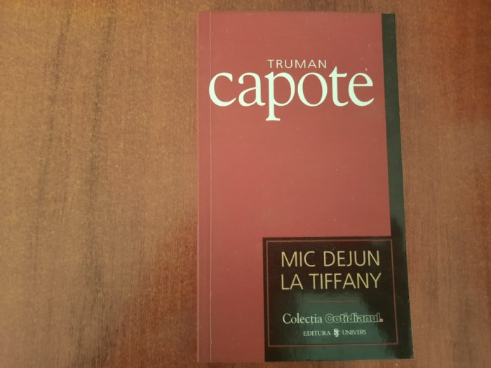 Mic dejun la Tiffany de Truman Capote