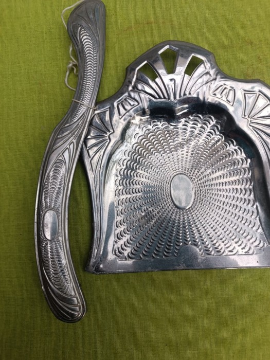 Set de faras si perie pentru firimituri