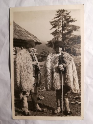 Carte poștală cu ciobani din Munții Făgărașului, 1942 foto