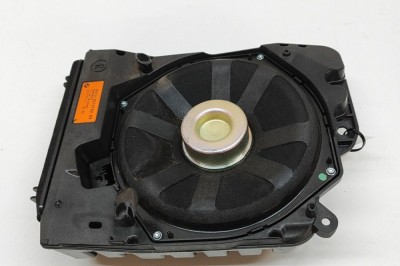 Subwoofer podea dreapta BMW 4 Coupe F32, F82 2018 OEM: 9210152 | 31650205 foto