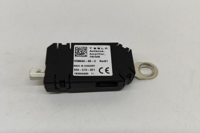Amplificator de antena TESLA MODEL 3 2019 OEM: 1098046-00-C,920-573-021 23899301 foto