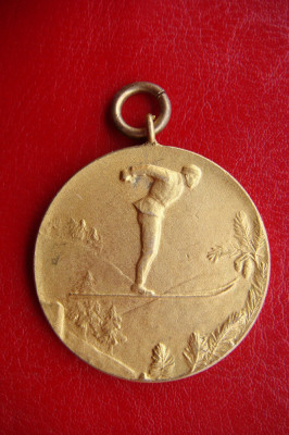 Medalie regalista concurs sportiv - Vanatorii de munte bronz foto