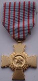 5.232 FRANTA DECORATIE MILITARA CRUCEA COMBATANTULUI CROIX DU COMBATTANT