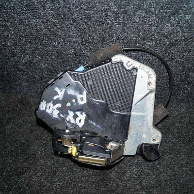 LEXUS RX _U3_ 2005 OEM: Y43F09 SKU: 2279070 foto