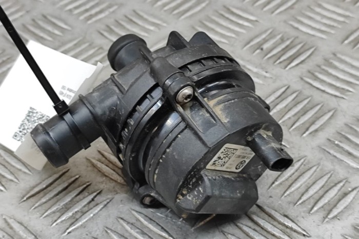 Pompa de apa auxiliara AUDI Q4 SUV F4B 2023 OEM: 1EA965567L 29082979