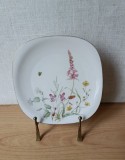 Farfurie vintage model floral cu flori mici de camp