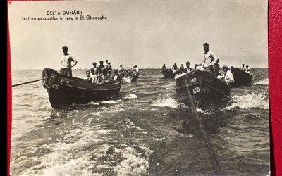PESCARI IN LARG LA SF.GHEORGHE DELTA DUNARII,1961/VEDERE TIP C.P. CIRCULATA foto