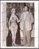 5111 - King MIHAI, Ronda FLEMING, Hollywood Actress (25/20 cm) - old Real Photo, America de Nord, Sepia, Monarhie