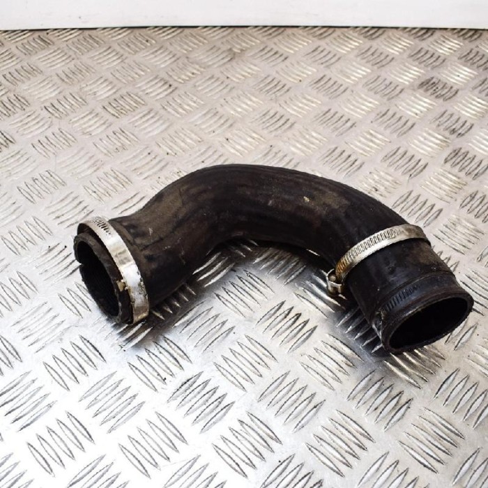 Furtun intercooler dreapta AUDI A3 Cabrio 8P7 2010 OEM: 1K0145834AF 3273475