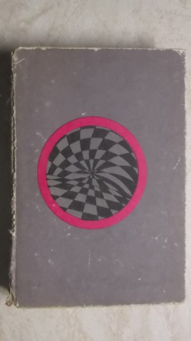 Martin Gardner - Amuzamente matematice