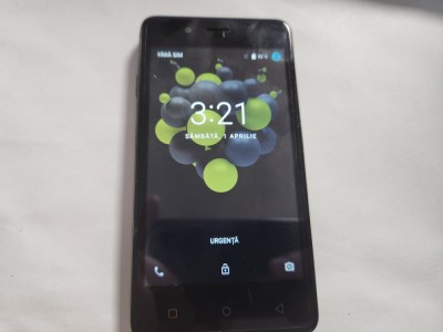 Telefon Allview P4 Quad folosit fara baterie foto