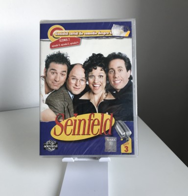 Serial Subtitrat - DVD - Seinfeld Sezonul 2 Episodul 2, 3, 4 foto