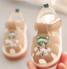 Sandalute crem cu piuitoare - Ursulet cu led (Marime Disponibila: Marimea 20), Superbaby