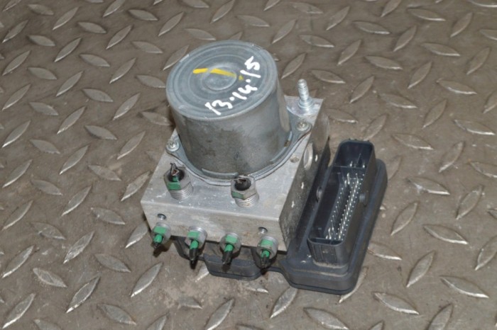 Pompa ABS JAGUAR XE X760 2016 OEM: gx73-14f447-ah 14186823