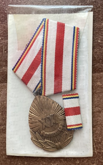 QW15 4 - comunism RPR - decoratie - A XX-a aniversare a eliberarii patriei - 1944 - 1964