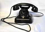 Telefon vechi din bachelita cu disc - W 48 mT - folosit de Posta Germana dupa cel de-al doilea razboi mondial - anii 1950