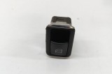 Buton geam ușă st&acirc;nga spate INFINITI Q30 2019 OEM: A2049058102 31522645