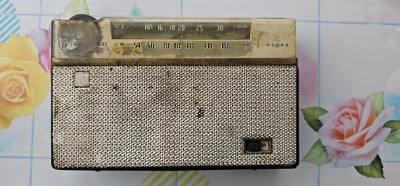 RADIO S631T , ELECTRONICA , NU FUNCTIONEAZA . foto
