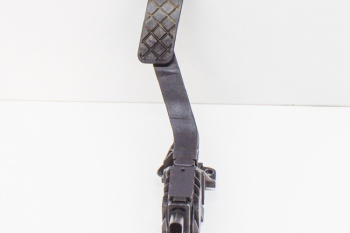Pedala de accelerație VW TIGUAN AD1 2017 OEM: 5Q2723503D,6PV010621 11480470
