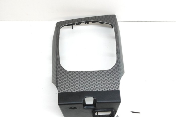 Ornament consola centrală BMW i4 G26 2022 OEM: 5A19794,6807232 23668116
