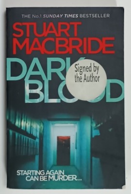 DARK BLOOD by STUART MACBRIDE , 2016 foto