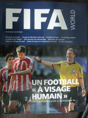 Revista de fotbal - FIFA world (aprilie 2010) foto