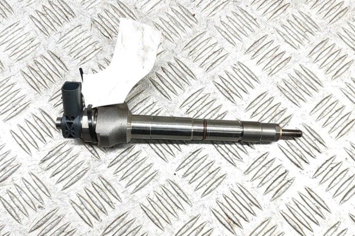 Injector de combustibil SKODA OCTAVIA III Combi 5E5 2019 OEM: 04L130277AC,0445110469 27760304
